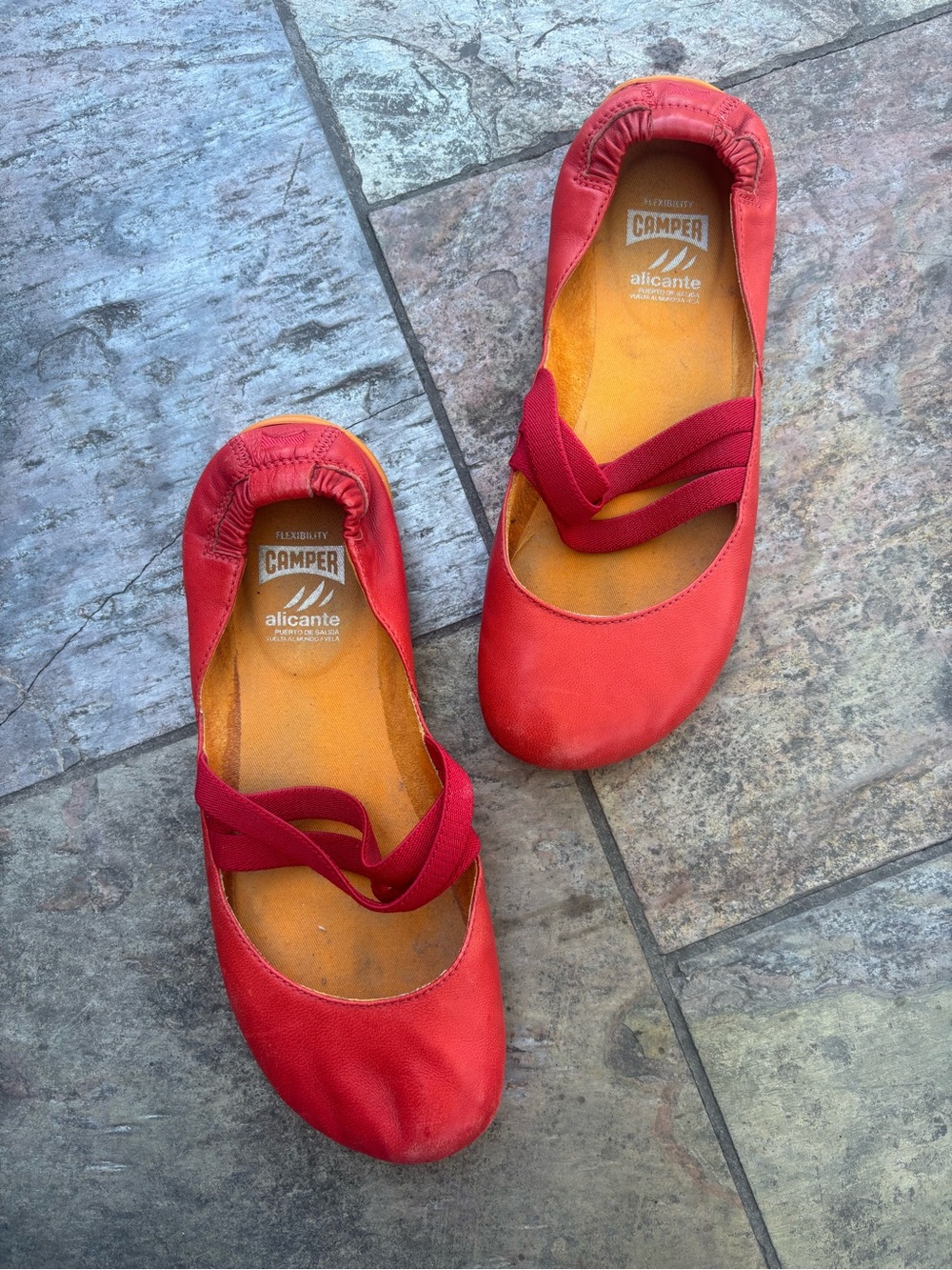 Camper ballet flats